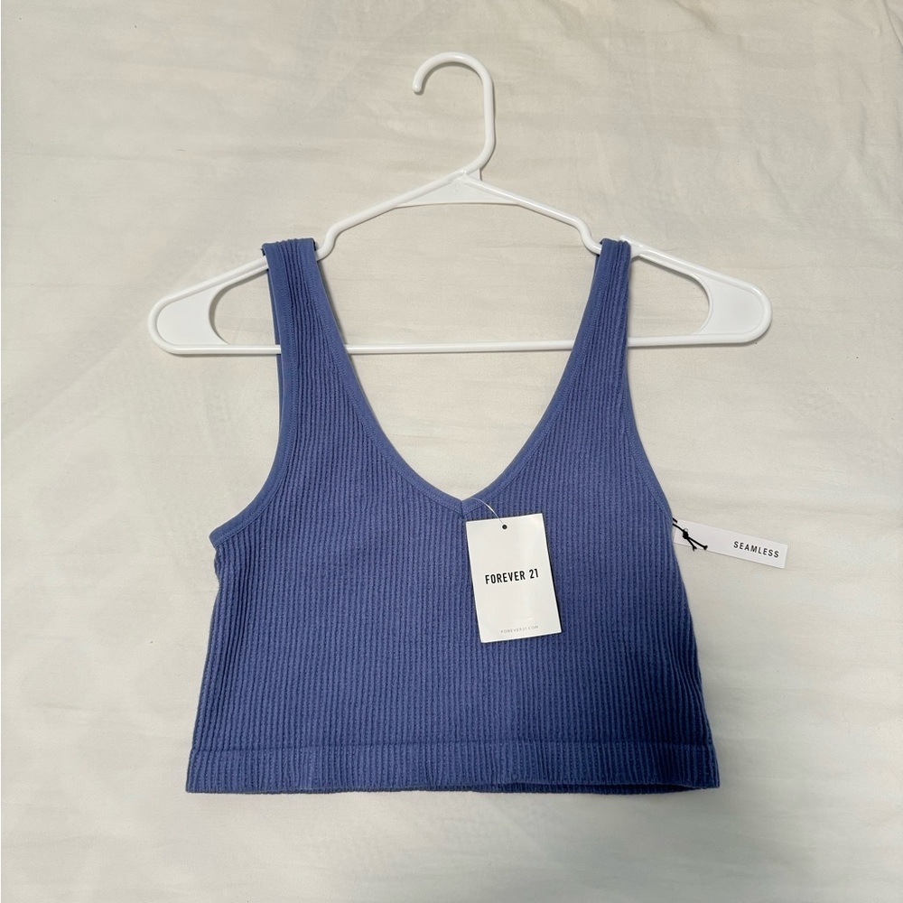 Ocean blue tank fro forever 21 in size s